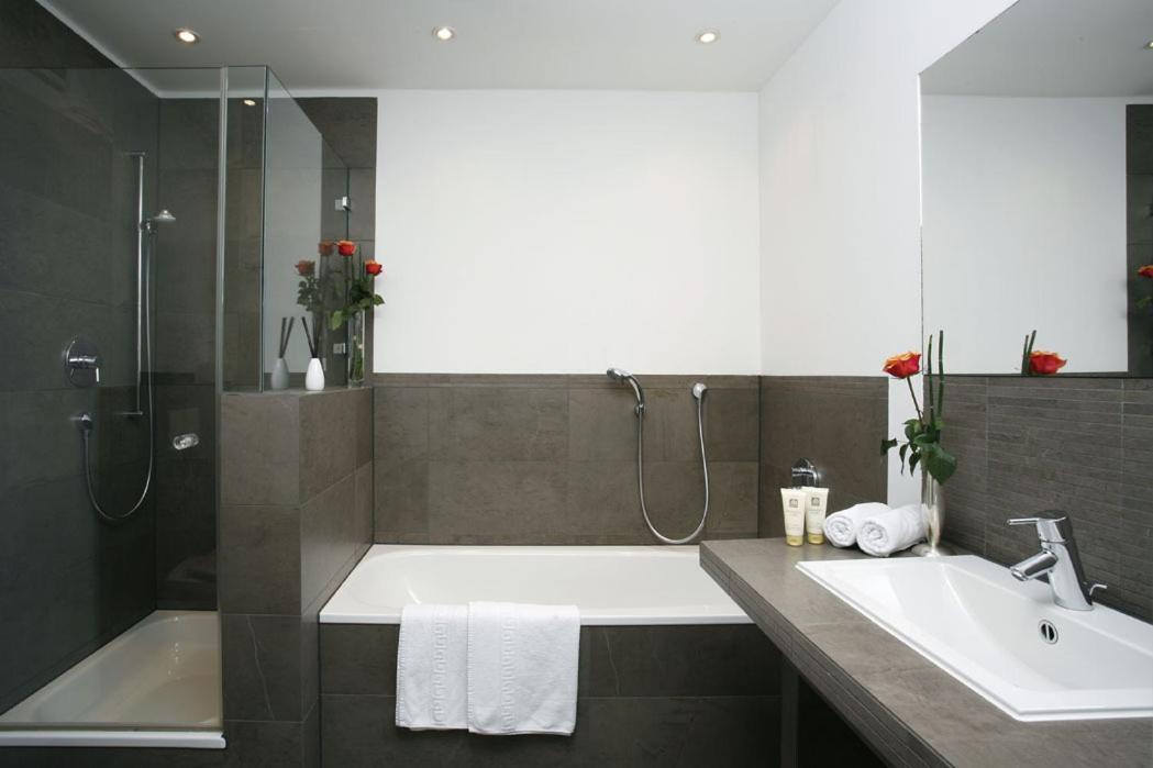 Hotel Regina -Garni Koeln Extérieur photo